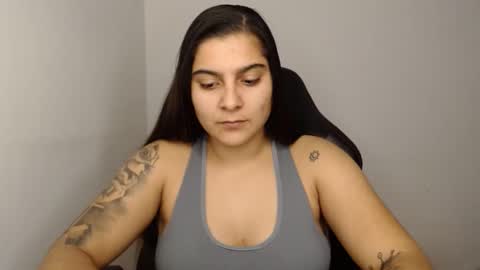 Snapshot of amanda5star chatting on 01-04-25, 09:31 The queen of the biceps  online show from 01-04-25, 09:31
