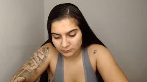 Snapshot of amanda5star chatting on 01-05-25, 12:42 The queen of the biceps  online show from 01-05-25, 12:42