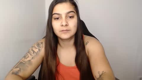 Snapshot of amanda5star chatting on 01-18-25, 09:56 The queen of the biceps  online show from 01-18-25, 09:56