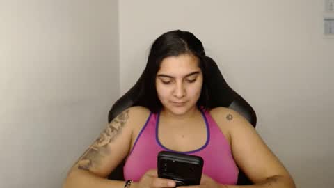 Snapshot of amanda5star chatting on 02-07-25, 02:08 The queen of the biceps  online show from 02-07-25, 02:08