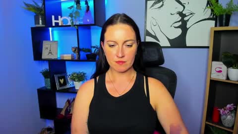 Amanda online show from 04-29-26, 05:30