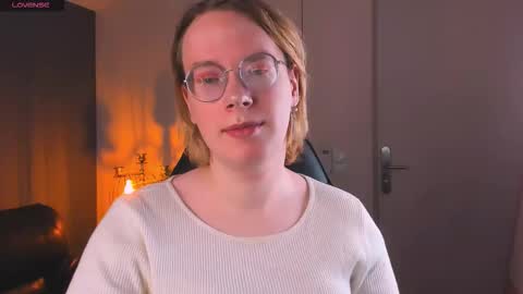 Snapshot of amanda_butlerr chatting on 10-05-25, 11:08 Hi im Amanda online show from 10-05-25, 11:08