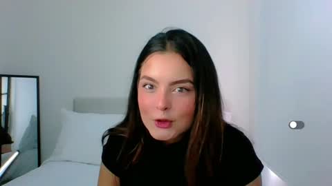 Snapshot of amanda_callum_ chatting on 03-11-25, 06:52 Katha online show from 03-11-25, 06:52