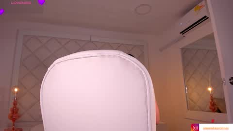 Amanda online show from 10-19-25, 04:35