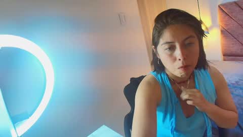 AMANDA FOX online show from 04-13-26, 08:03