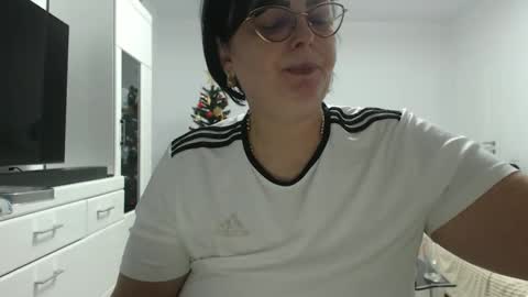 Anda .. online show from 12-18-25, 11:11