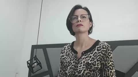 amanda_ramirez online show from 04-24-26, 10:01