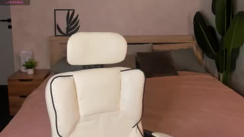 Amanda online show from 11-11-25, 07:41