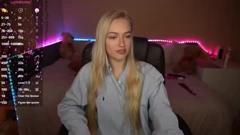 Amanda online show from 11-26-25, 07:20