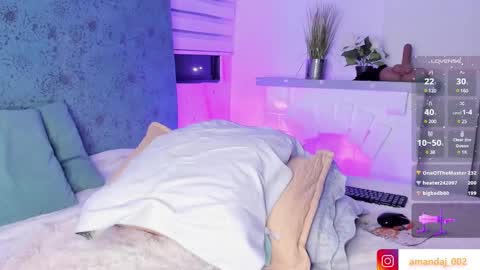 Snapshot of amandajoness_ chatting on 01-15-25, 01:45 amandajoness  online show from 01-15-25, 01:45