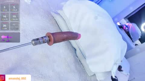 amandajoness  online show from 04-18-26, 07:58