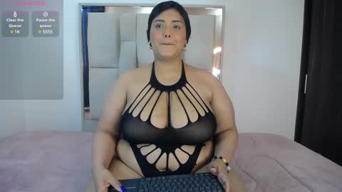 AmandaRousel  online show from 01-23-25, 02:28