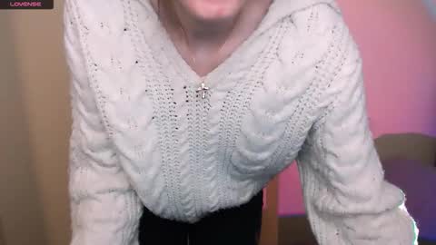 Snapshot of amandasentin chatting on 02-06-26, 08:40 Amanda online show from 02-06-26, 08:40