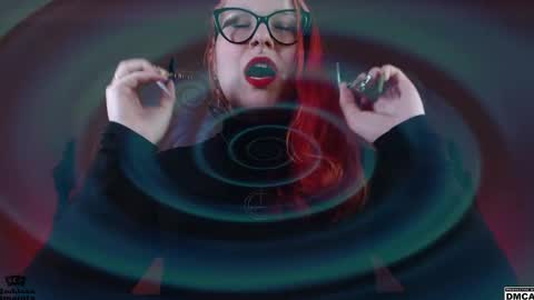 Snapshot of amanita__pantherina chatting on 12-09-24, 12:30 Goddess Amanita online show from 12-09-24, 12:30