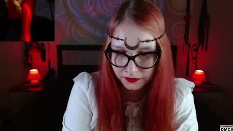 Snapshot of amanita__pantherina chatting on 12-16-24, 05:43 Goddess Amanita online show from 12-16-24, 05:43