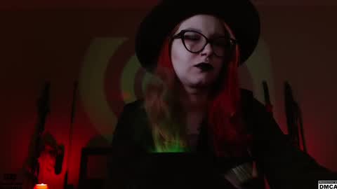 Snapshot of amanita__pantherina chatting on 12-18-24, 08:31 Goddess Amanita online show from 12-18-24, 08:31