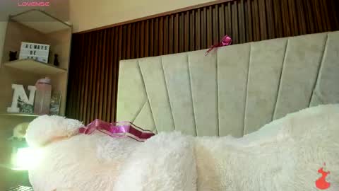 amara_brunet online show from 01-14-26, 01:39