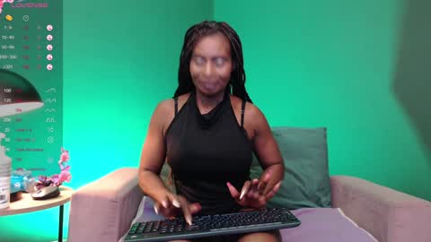 luna online show from 12-21-24, 12:27