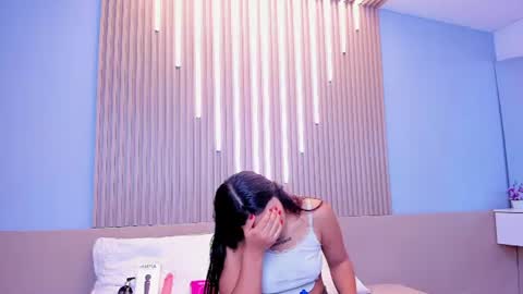      online show from 07-18-26, 03:33
