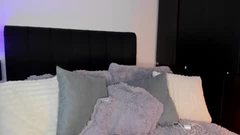 -  A M A R A - online show from 09-08-25, 11:15