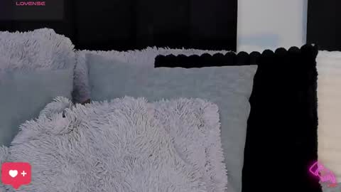 -  A M A R A - online show from 10-30-25, 09:59