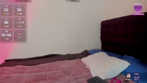 Snapshot of amaraa_01 chatting on 06-10-26, 03:18 Amaraa 01 online show from 06-10-26, 03:18