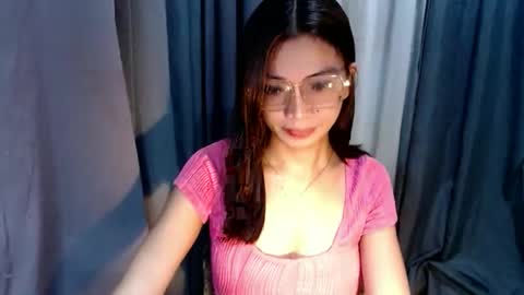 Snapshot of amarabellax chatting on 05-08-26, 05:29 BELLA online show from 05-08-26, 05:29