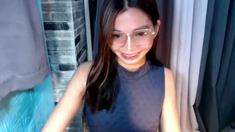Snapshot of amarabellax chatting on 05-29-26, 11:36 BELLA online show from 05-29-26, 11:36