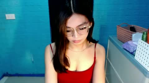 Snapshot of amarabellax chatting on 06-13-26, 07:45 BELLA online show from 06-13-26, 07:45