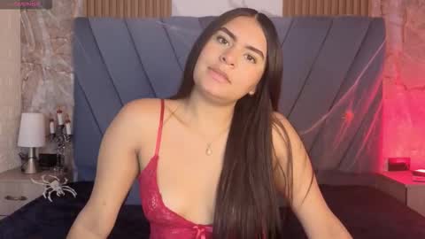 amarahanks_ online show from 10-26-25, 11:49