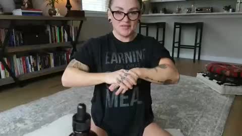 Amara Jezebel online show from 01-15-26, 08:56