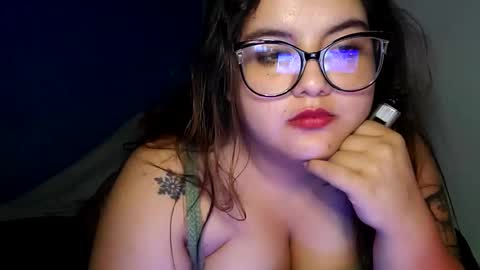 Snapshot of amaralof chatting on 10-11-25, 02:00 amaralof online show from 10-11-25, 02:00