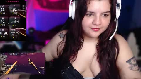 Snapshot of amaralof chatting on 11-23-25, 03:06 amaralof online show from 11-23-25, 03:06