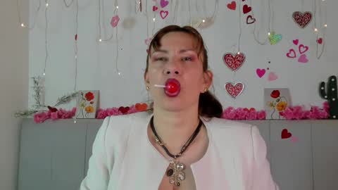 Snapshot of amaramoon_ chatting on 10-06-25, 08:39 AmaraMoon  online show from 10-06-25, 08:39