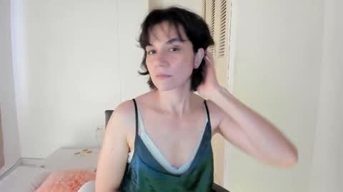 Snapshot of amaranthaajames chatting on 11-24-25, 07:57 Amarantha online show from 11-24-25, 07:57