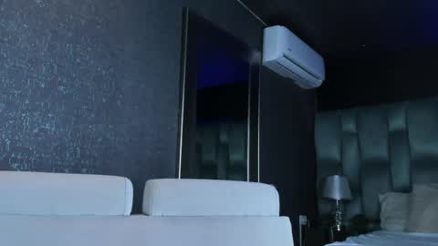 Emily online show from 04-27-26, 11:52