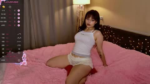 Snapshot of amarisceleste chatting on 11-30-25, 06:28 Amaris online show from 11-30-25, 06:28