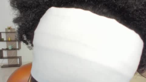 Snapshot of amatiistur chatting on 11-30-25, 04:33 Tammy online show from 11-30-25, 04:33