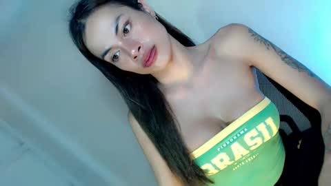 Annika 25yrs old online show from 01-06-25, 02:15