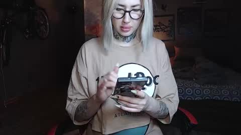 Snapshot of amayamalina chatting on 11-04-25, 07:57 Malina online show from 11-04-25, 07:57