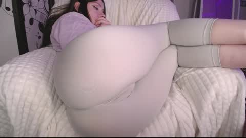 Snapshot of amazing_agness chatting on 12-20-24, 09:54 amazing_agness online show from 12-20-24, 09:54