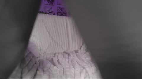 Snapshot of amazing_agness chatting on 02-27-25, 10:59 amazing_agness online show from 02-27-25, 10:59