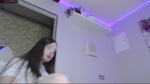 amazing_agness online show from 04-29-26, 09:02