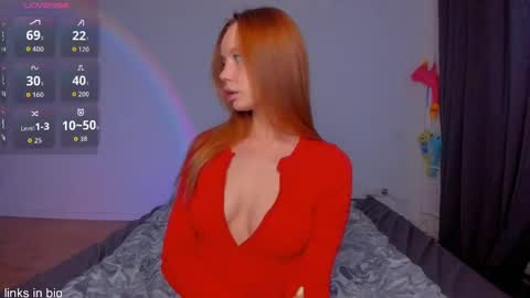 Snapshot of amazing_roxana chatting on 05-10-26, 06:57 Roxy online show from 05-10-26, 06:57