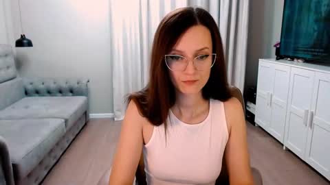 Izza online show from 12-29-24, 03:24