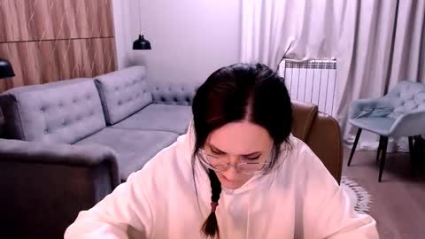 Izza online show from 01-06-26, 12:53