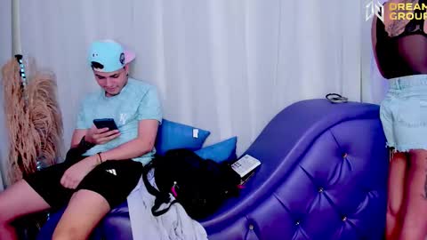 3some HORNY KIMGOOD GIRL LOOKING TO EXPERIENCE ALL KINDS OF SHOW online show from 10-13-25, 08:31