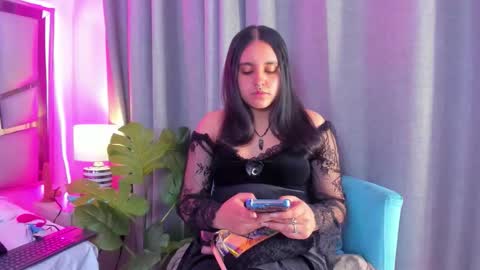   online show from 03-12-26, 07:20