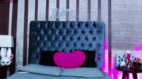 Ambar Jones online show from 11-05-25, 11:21