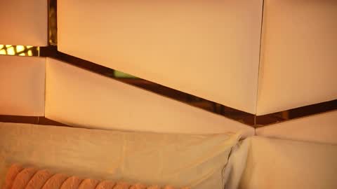 Snapshot of ambar_rosse25 chatting on 10-05-25, 11:41 Julieta online show from 10-05-25, 11:41